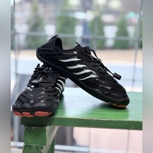 Grounded Footwear Athletic Shoes. Women’s Sz-7 (37) Black Orca NWOT